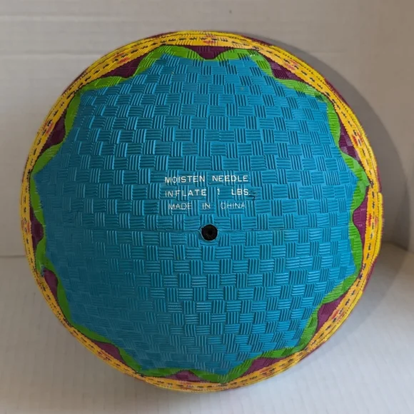 Pillsbury Poppin' Fresh Dough Boy Playground Ball - Picture 4 of 6